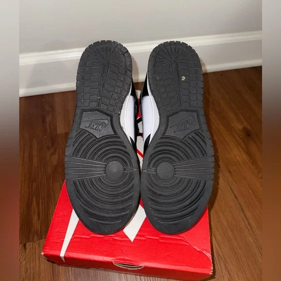 Nike Dunk High “Pandas” - Picture 7 of 8